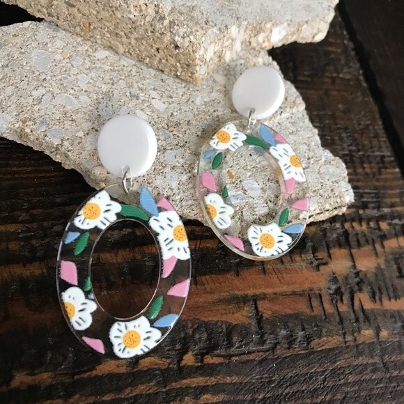 Floral Oval Resin Dangle Earrings NEW! 37O3 - Picture 1 of 11